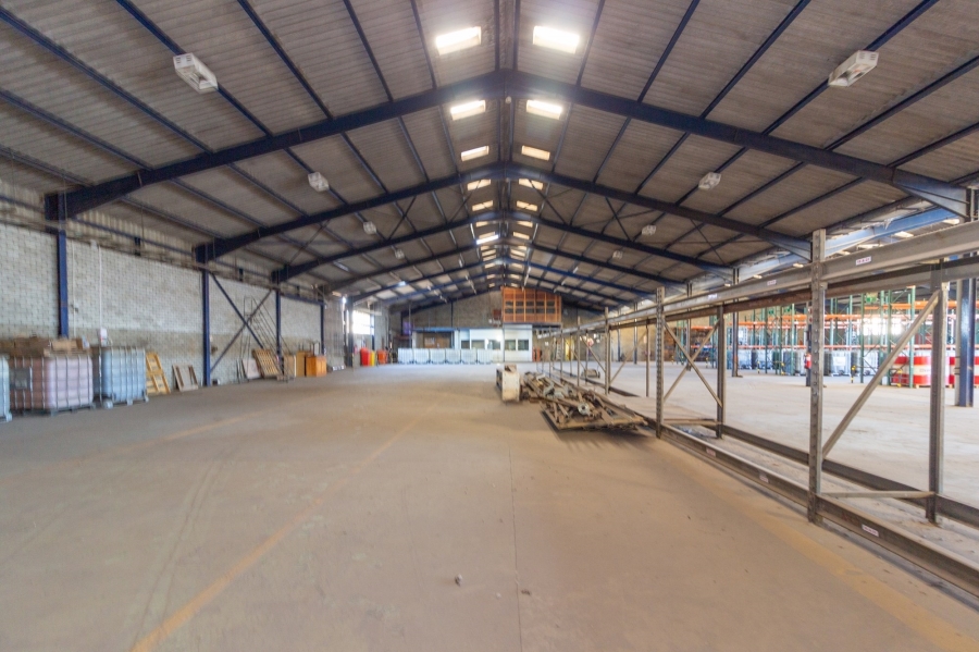 To Let commercial Property for Rent in Markman Industrial Eastern Cape